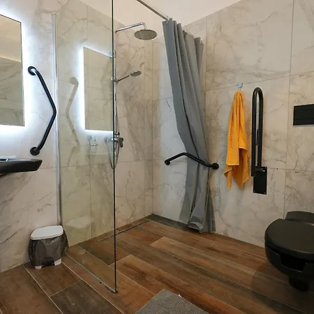 Апартаменты 2 Bedroom Townhouse In Minutes Away From Promenade Gzira